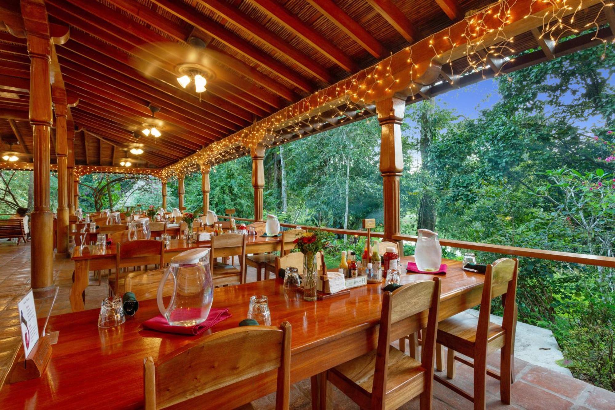 Ian Anderson Caves Branch Jungle Lodge Belmopan Buitenkant foto