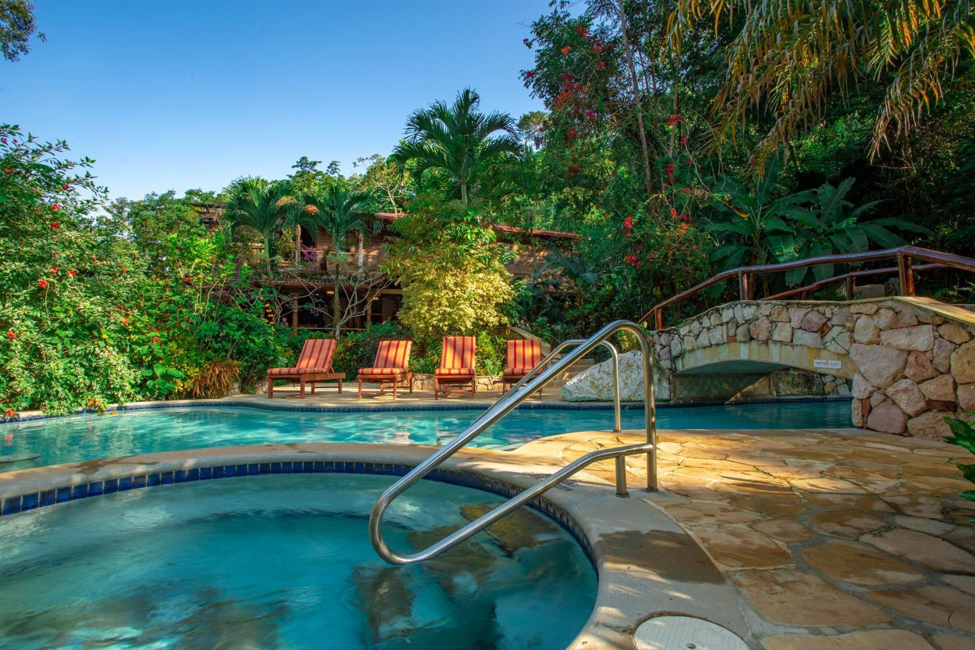 Ian Anderson Caves Branch Jungle Lodge Belmopan Buitenkant foto